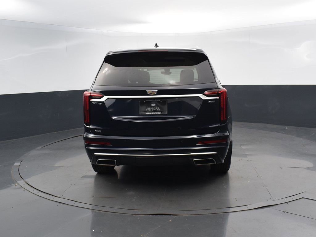 2022 Cadillac XT6 Premium Luxury photo 2