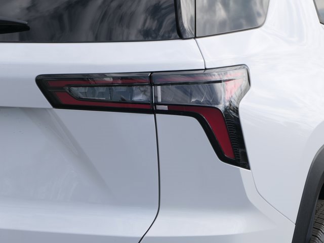 2026 Chevrolet Equinox LT photo 4