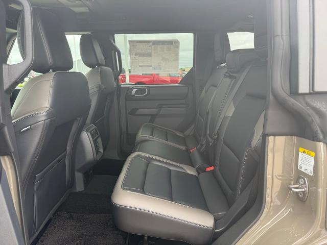 2025 Ford Bronco Outer Banks photo 8