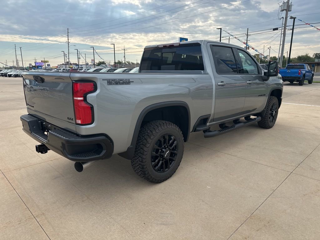2025 Chevrolet Silverado 2500HD LTZ photo 29