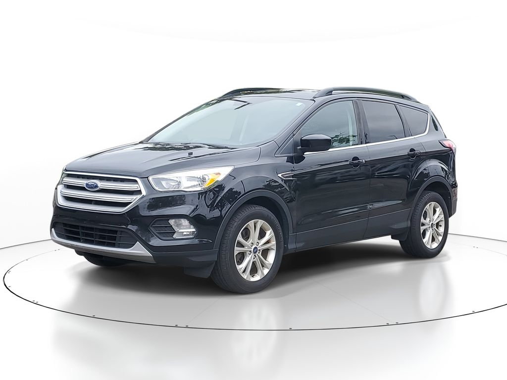 Used 2018 Ford Escape SE with VIN 1FMCU9GD5JUB15696 for sale in Canton, MI