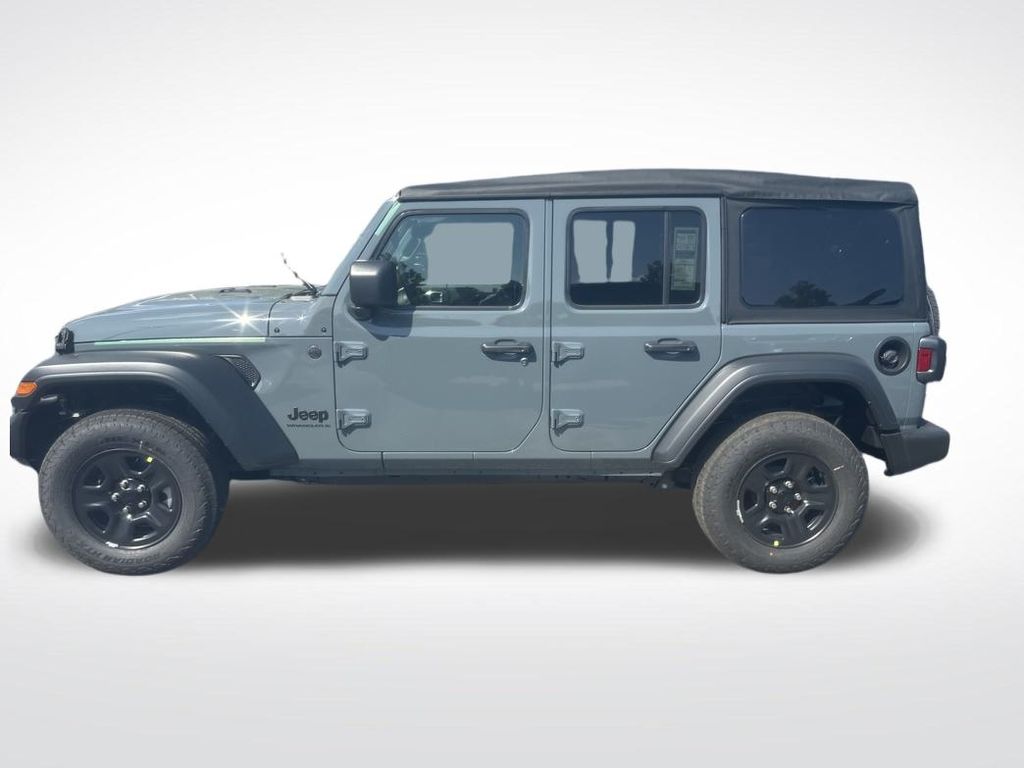 2025 Jeep Wrangler Sport photo 5