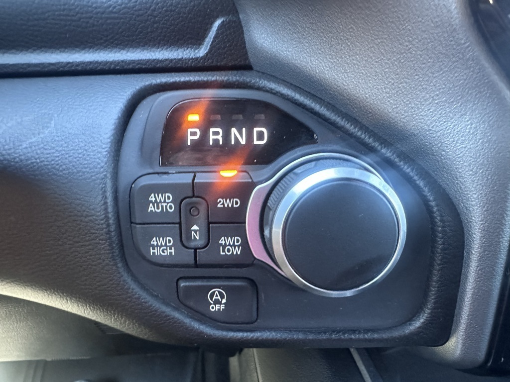 2025 Ram 1500 Big Horn Lone Star photo 8