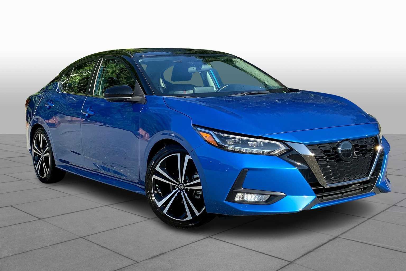 2022 Nissan Sentra SR photo 2