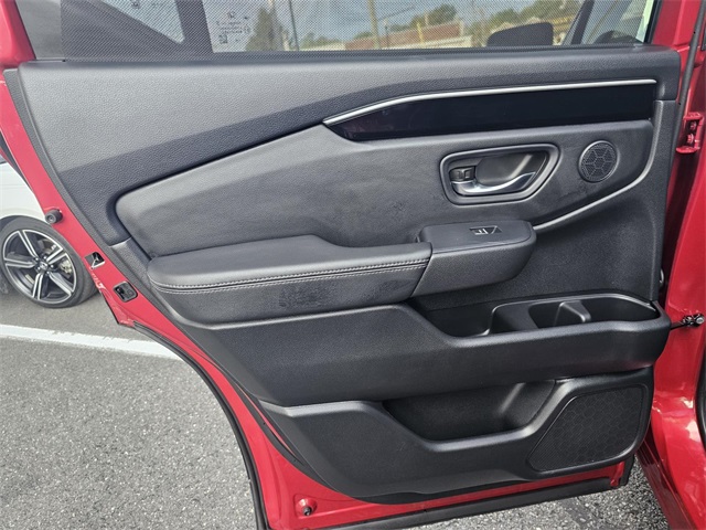 2025 Honda Pilot Touring photo 14