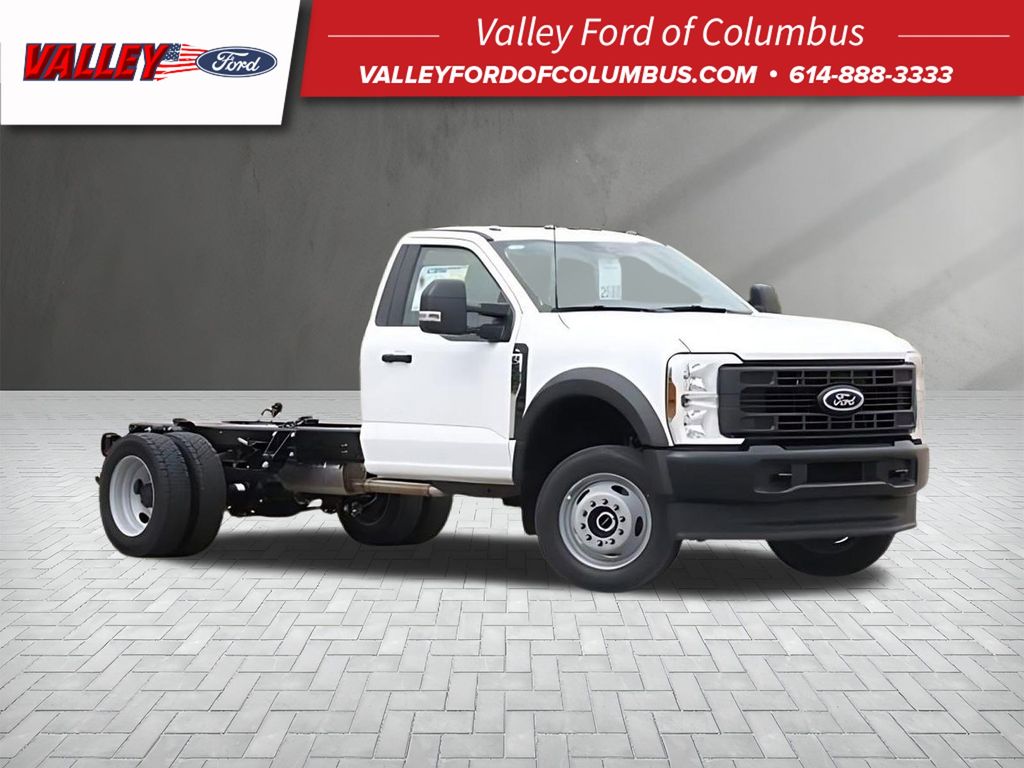 2025 Ford F-550 Super Duty Chassis Cab