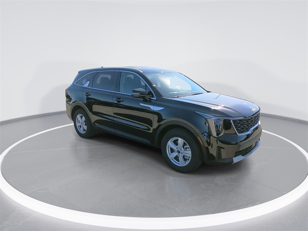 2026 Kia Sorento LX photo 2