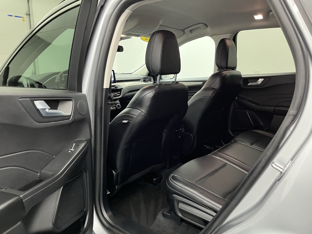 2022 Ford Escape SEL photo 28