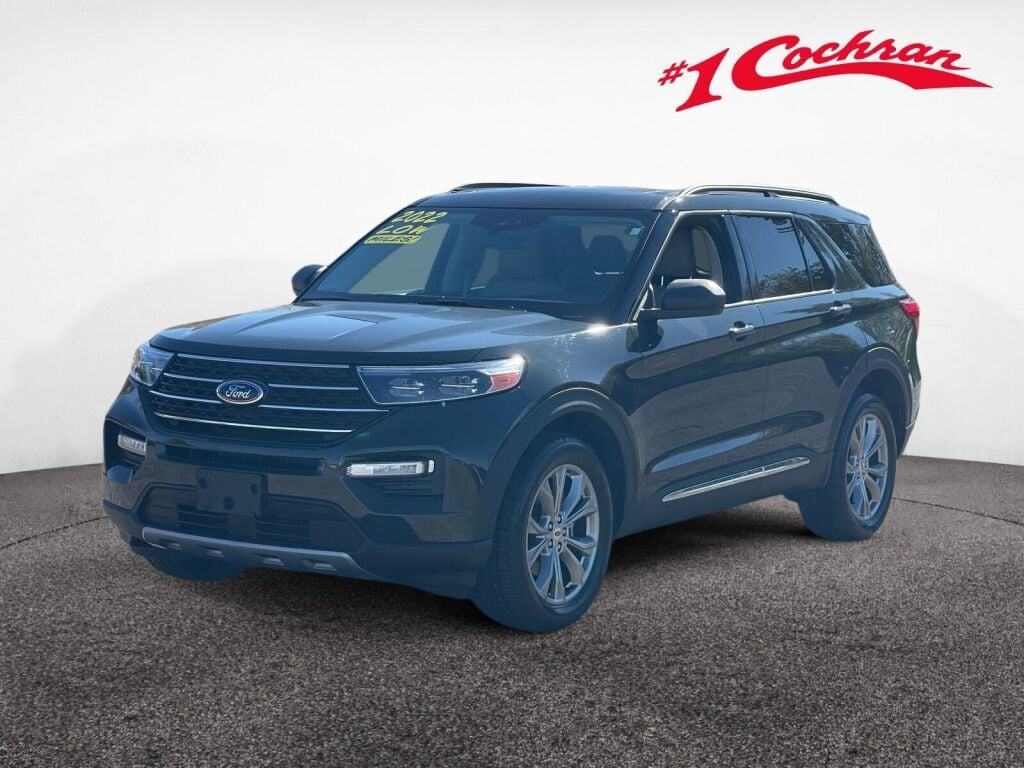 2022 Ford Explorer XLT photo 3