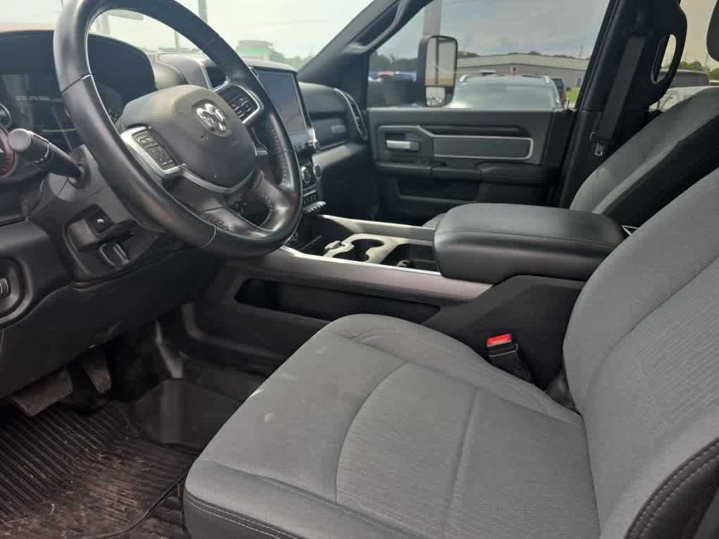 2022 Ram 3500 Big Horn photo 13