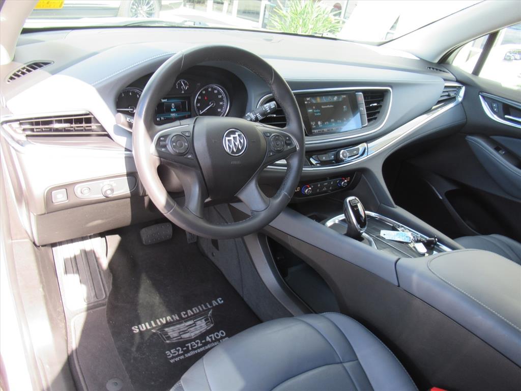 2018 Buick Enclave Essence photo 14