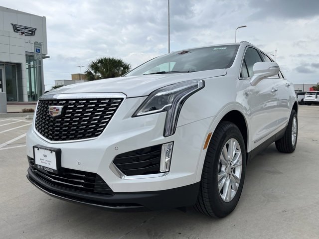 2025 Cadillac XT5 Luxury photo 2