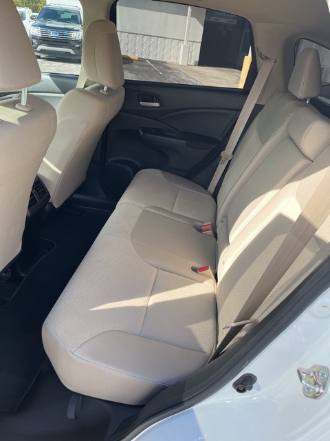 2016 Honda CR-V LX photo 2