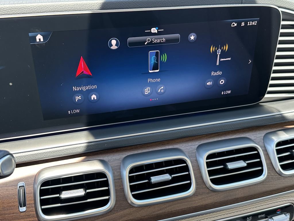 2025 Mercedes Benz GLS 450 4MATIC photo 30