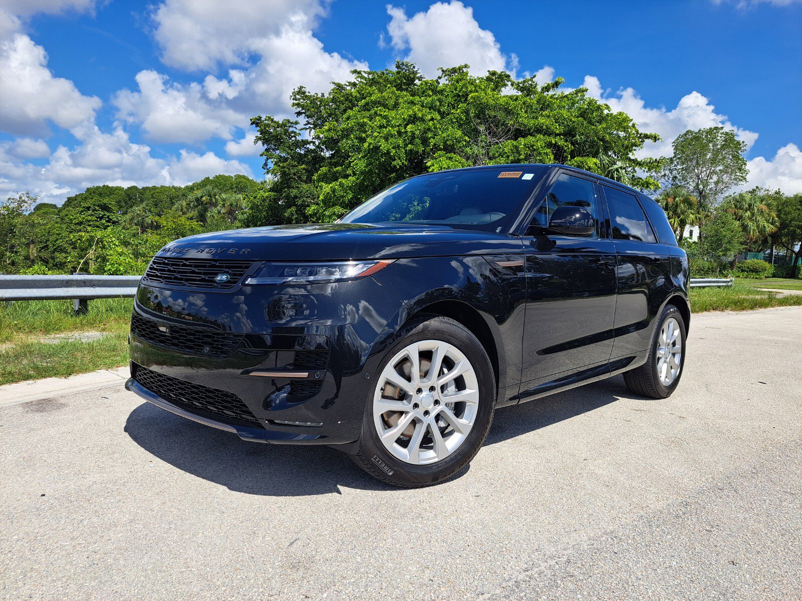 2025 Land Rover Range Rover Sport Dynamic SE's photo