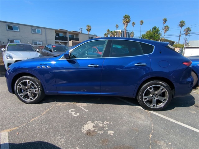 2022 Maserati Levante Modena photo 4