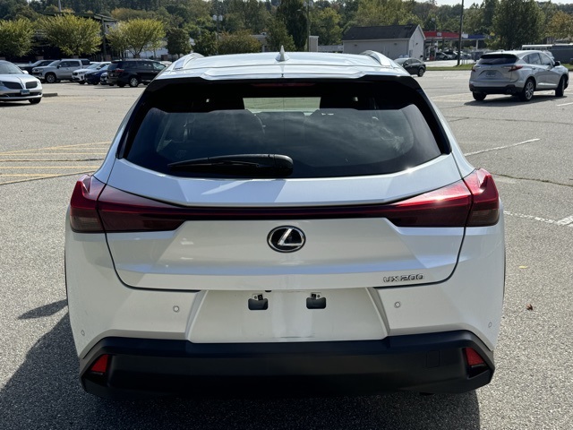 2020 Lexus UX 200 Premium photo 6
