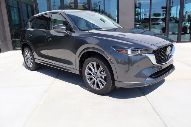 2025 Mazda CX-5 S Premium Plus package's photo