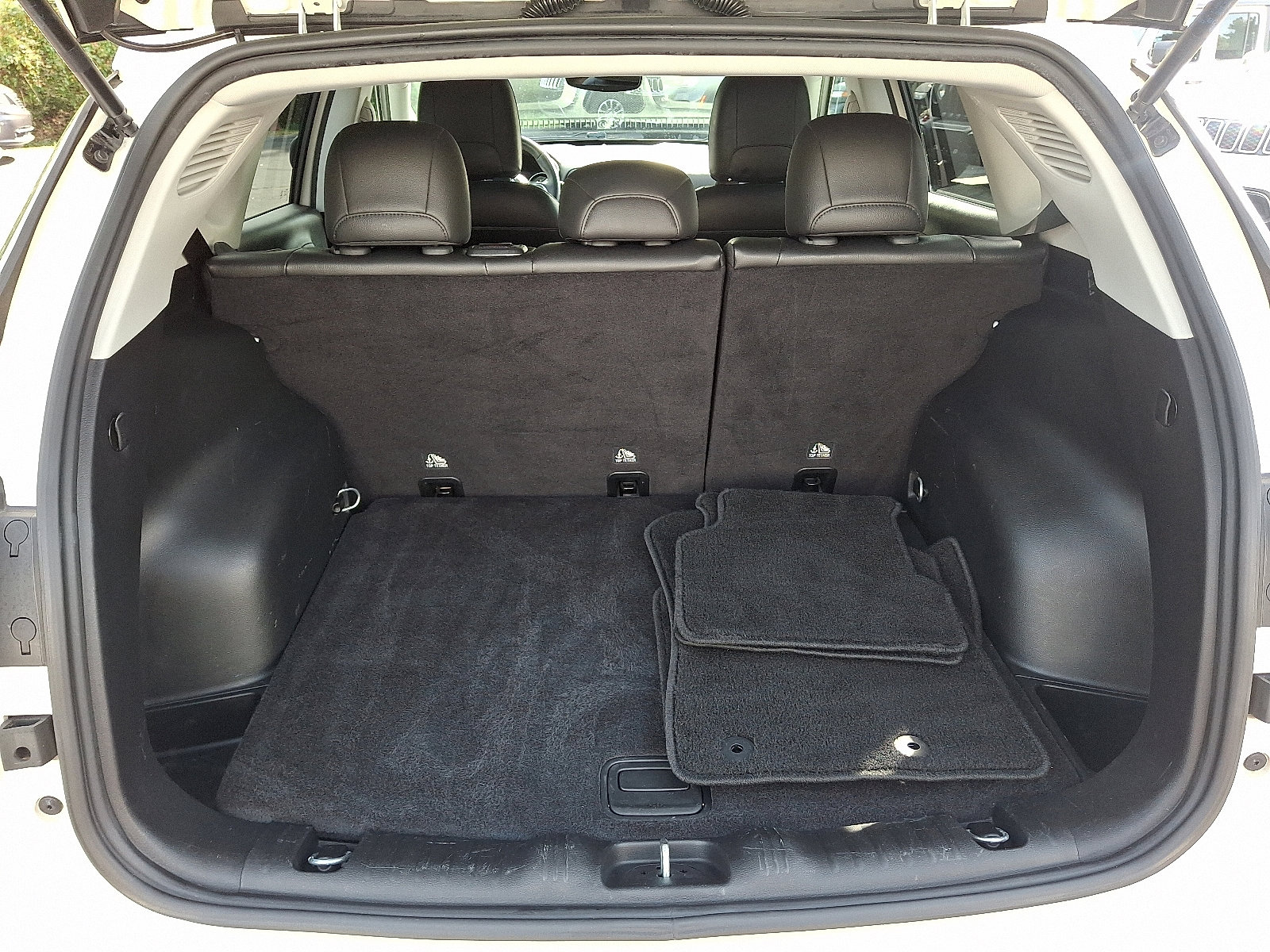 2018 Jeep Compass Latitude photo 22