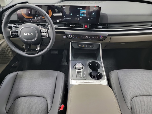 2026 Kia Carnival LXS photo 17