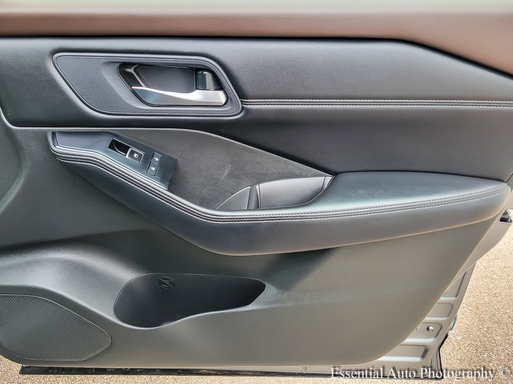 2023 NISSAN ROGUE - Image 24