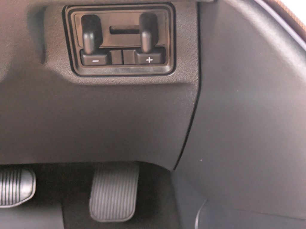 2025 Ford Expedition photo 31