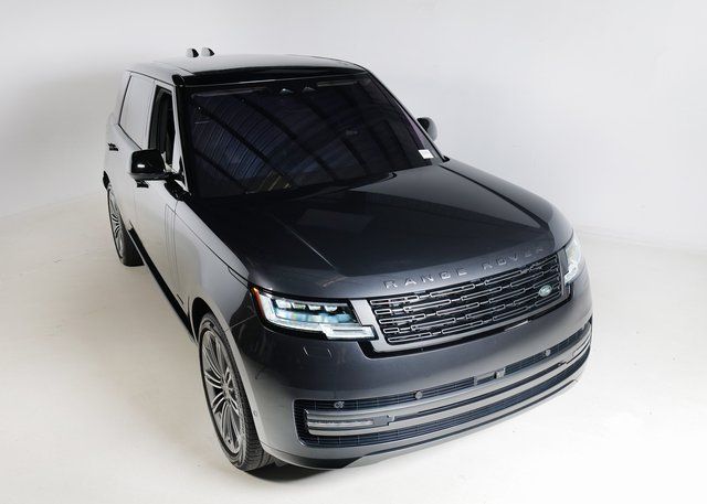 2023 Land Rover Range Rover Autobiography photo 28