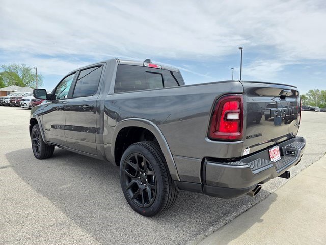 2025 Ram 1500 Laramie photo 3