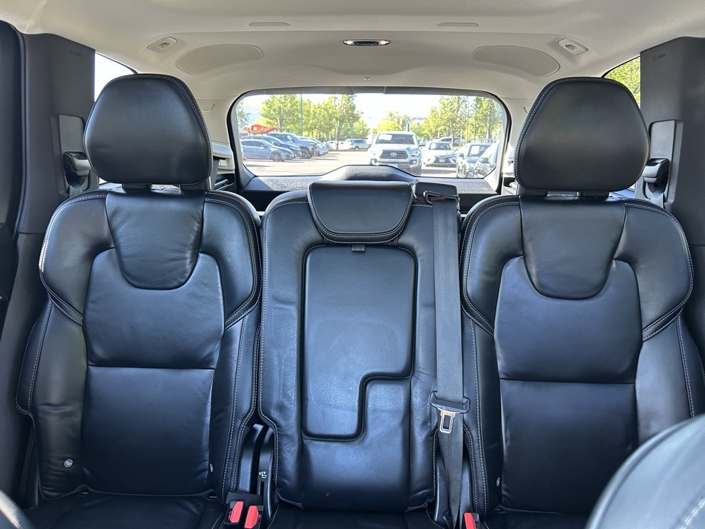 2022 Volvo XC90 Recharge T8 Inscription photo 14