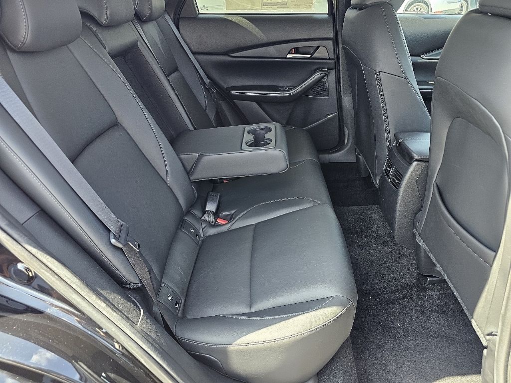 2025 Mazda CX-30 2.5 S Preferred photo 11