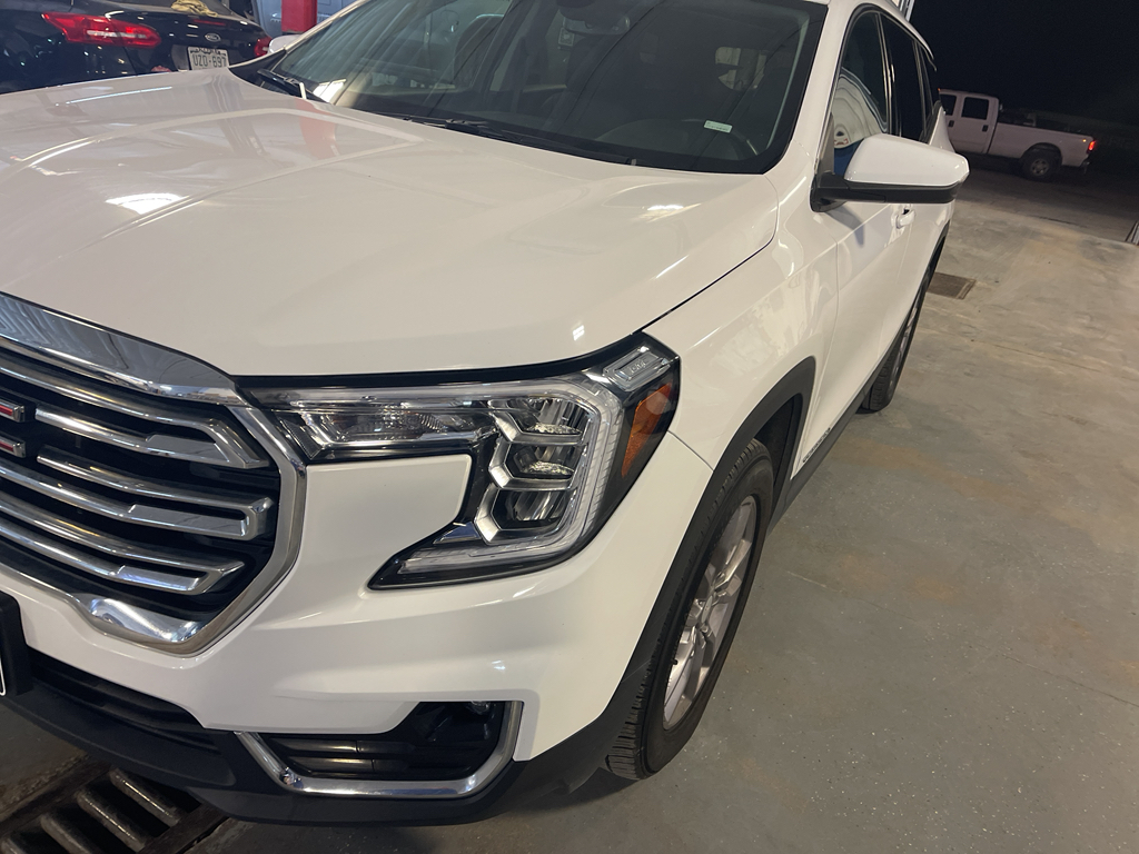 2023 Gmc Terrain SLT photo 28