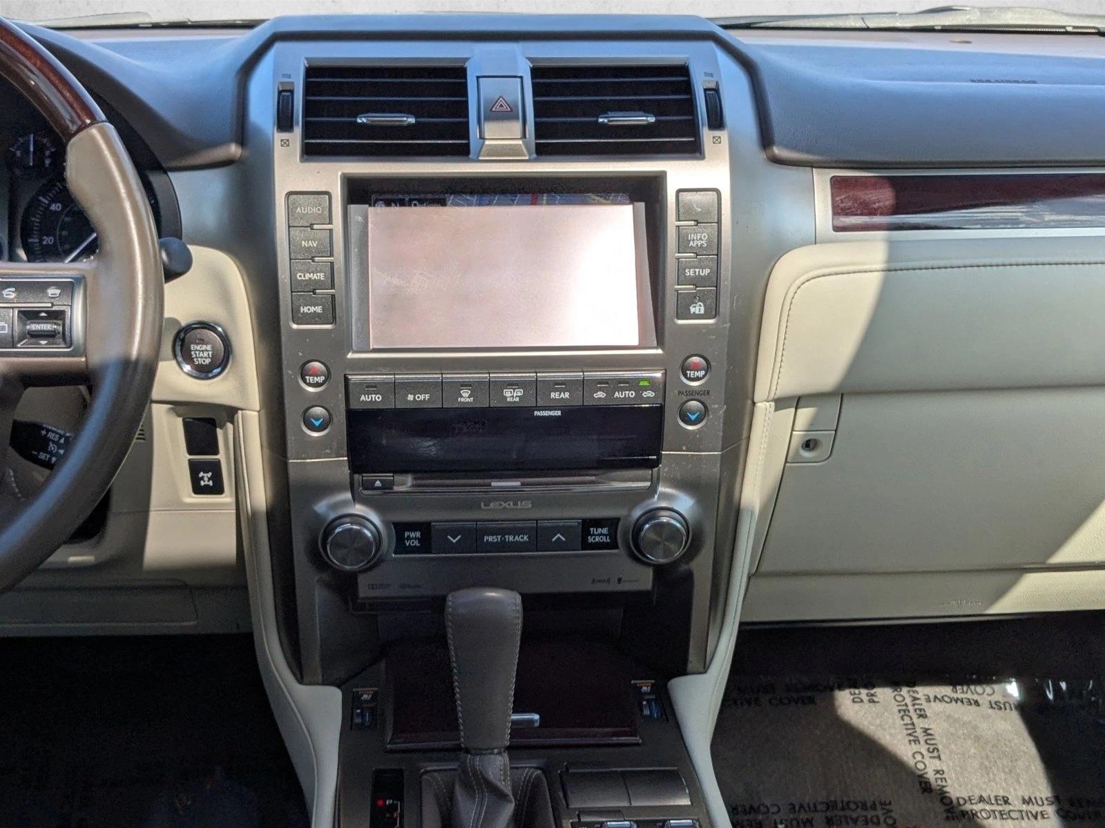 2019 Lexus GX 460 photo 14
