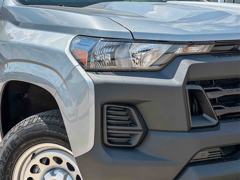 2026 Chevrolet Colorado Work Truck photo 4