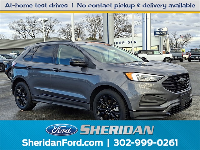 2022 Ford Edge SE's photo