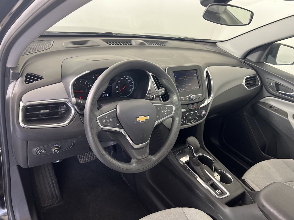 2023 Chevrolet Equinox LS photo 4