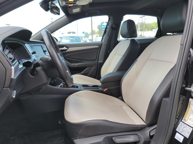 2021 Volkswagen Jetta R-Line photo 13
