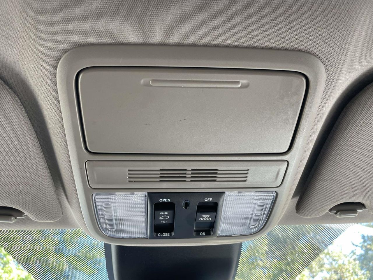 2022 Honda Odyssey EX-L photo 31