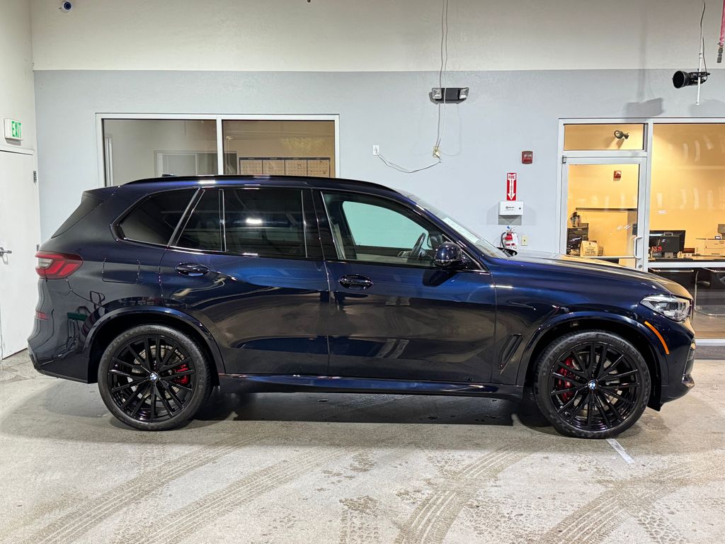 2022 Bmw X5 M50i photo 4