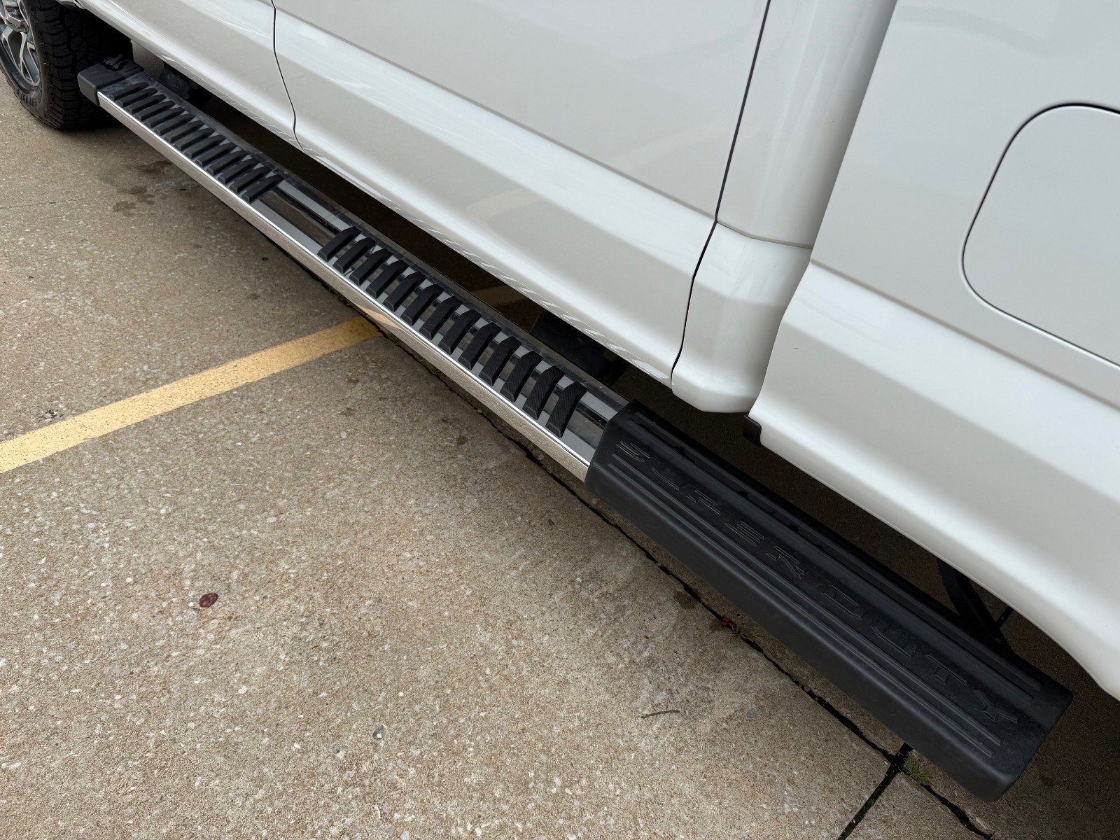 2020 Ford F-250 Lariat photo 8
