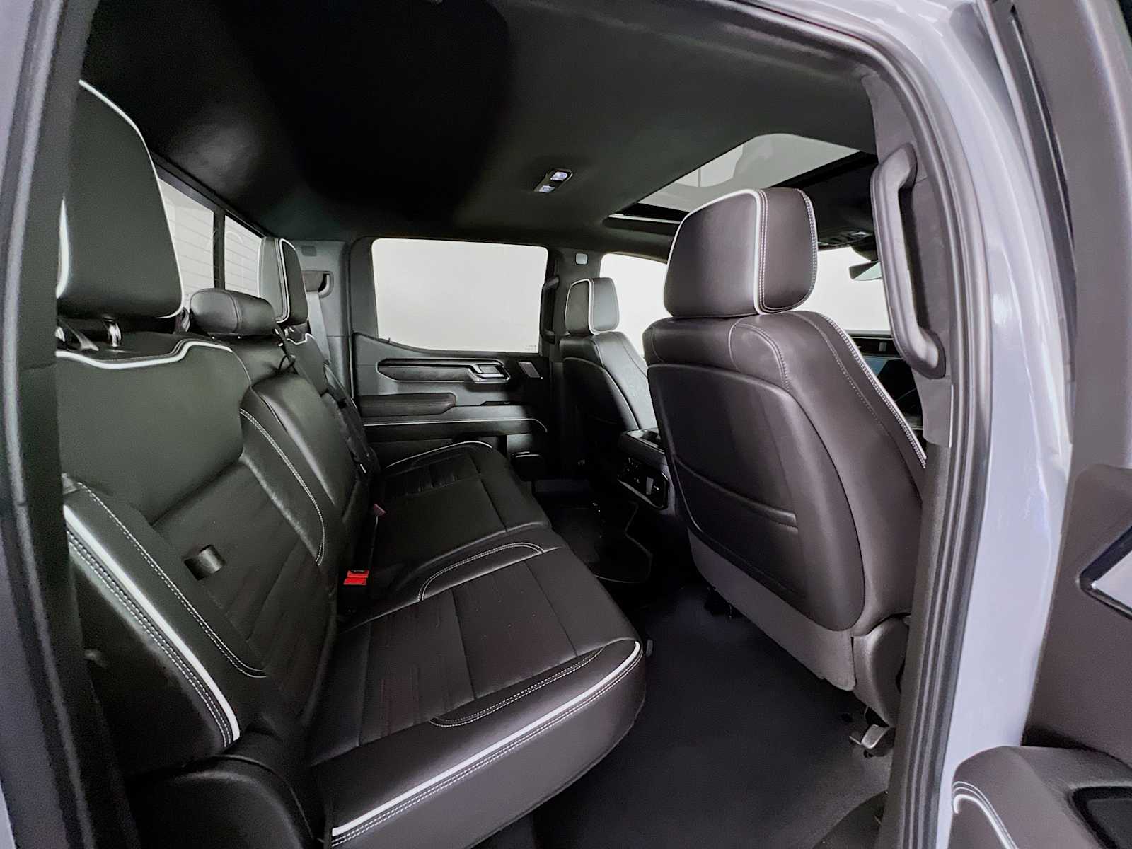 2024 Gmc Sierra 1500 AT4X photo 22