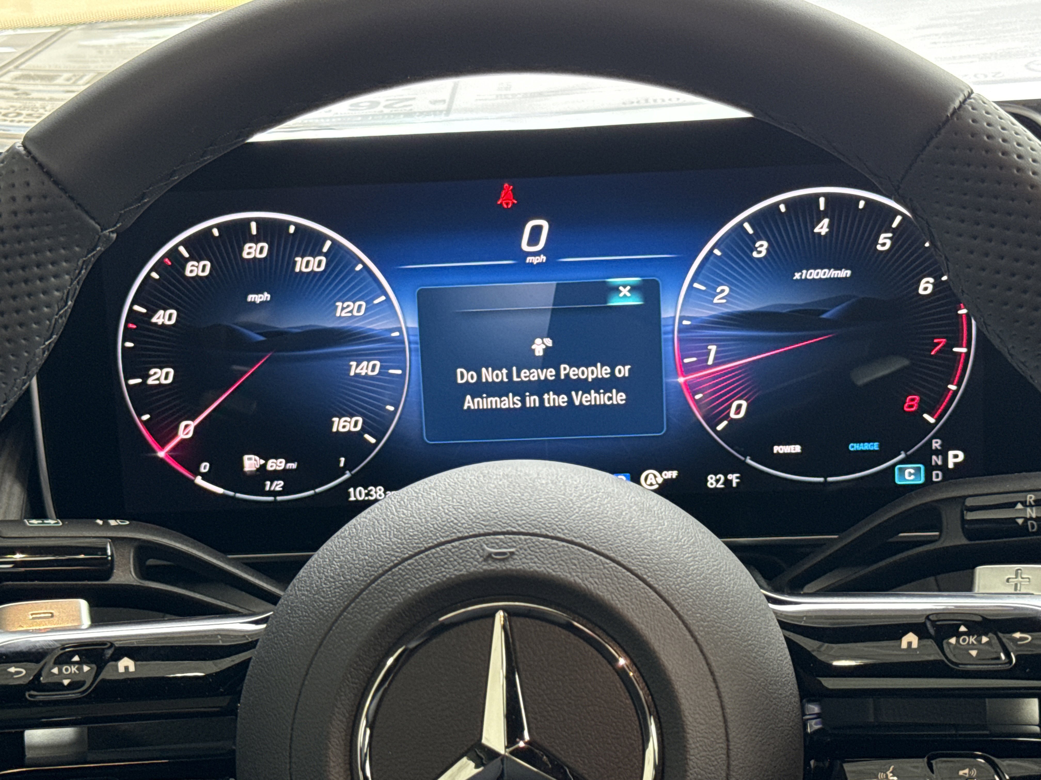 2026 Mercedes Benz GLC 300 4MATIC photo 4