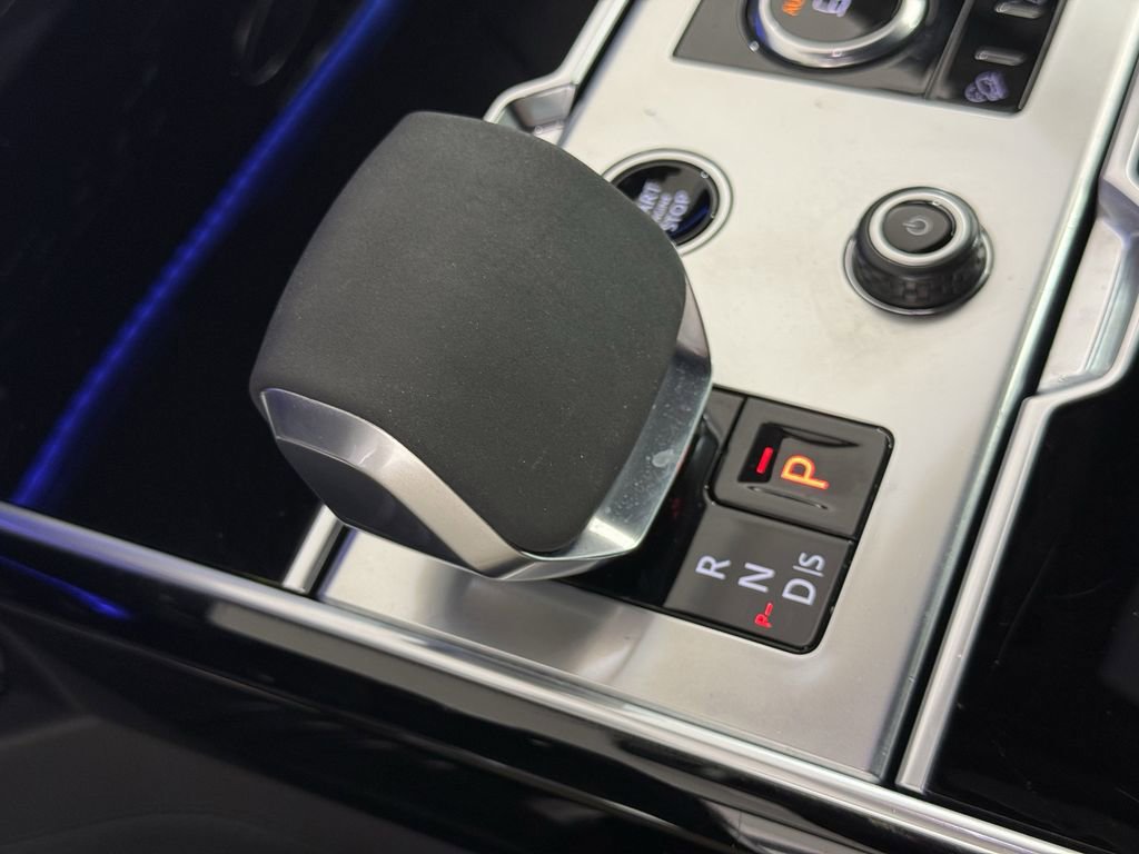 2023 Land Rover Range Rover Autobiography photo 36