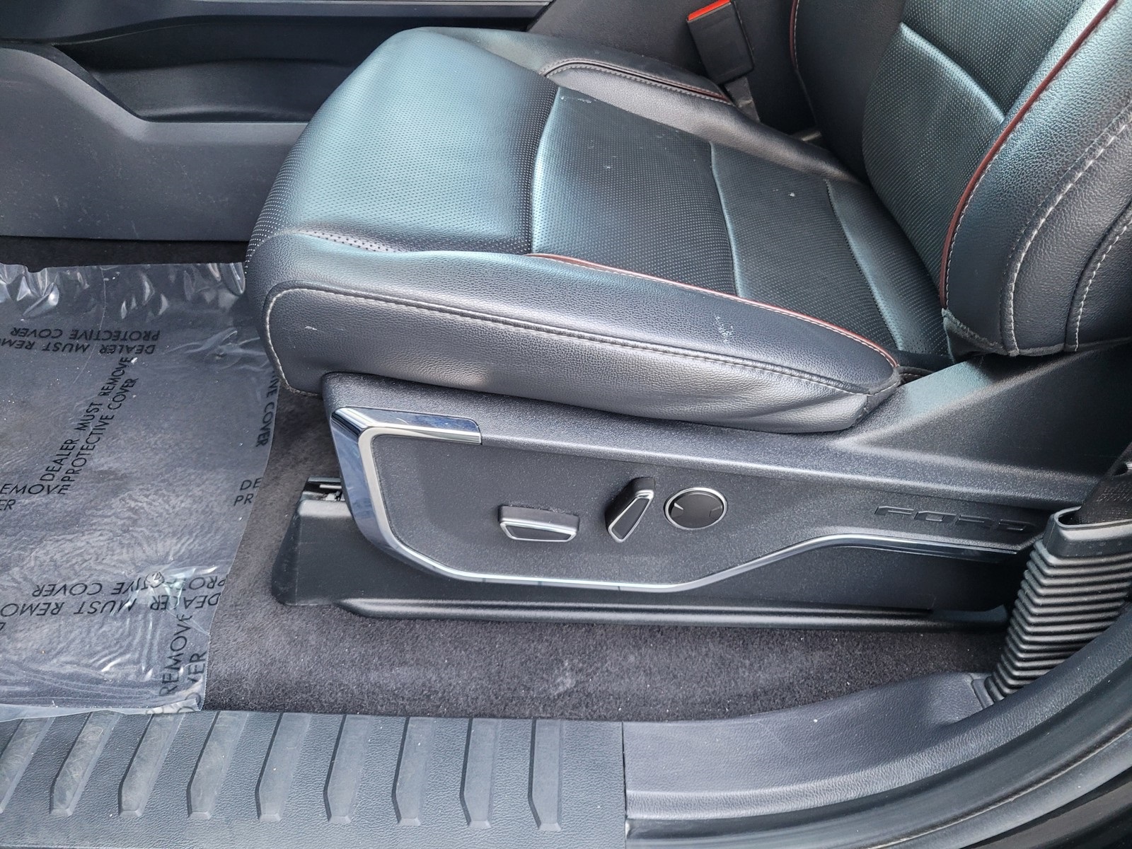2023 Ford F-150 Lariat photo 22