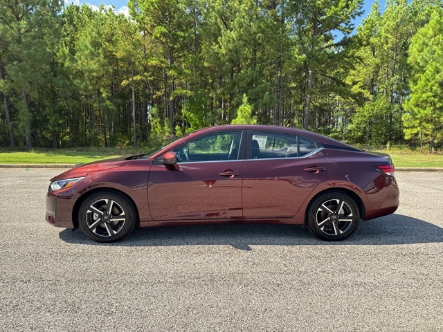2024 Nissan Sentra SV photo 3