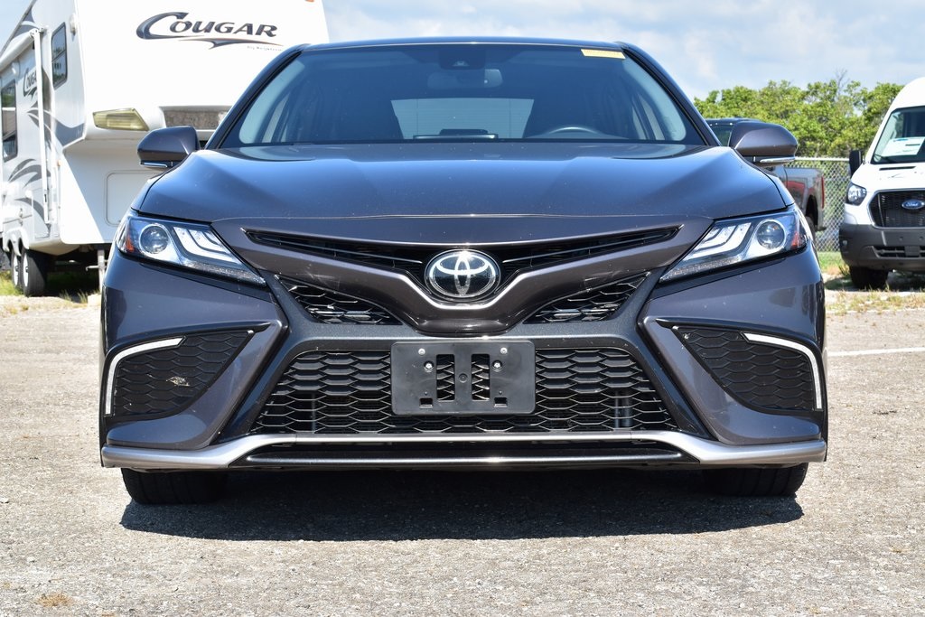 Used 2022 Toyota Camry XSE with VIN 4T1K61AK8NU048046 for sale in Kansas City