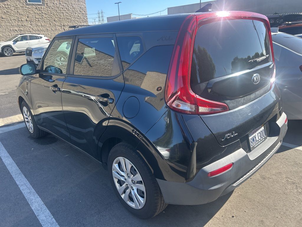 2020 Kia Soul LX photo 3