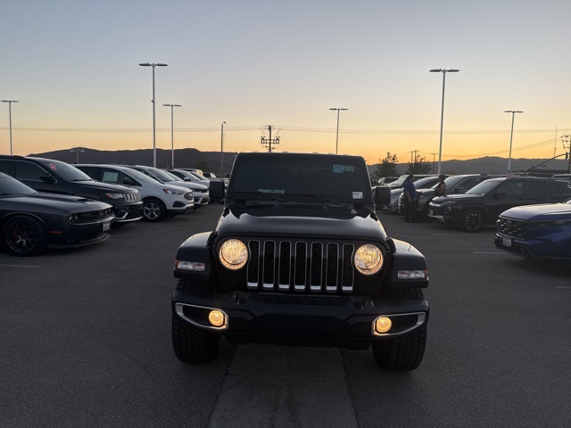 2021 Jeep Gladiator Overland photo 2