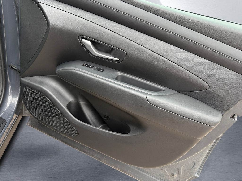 2025 Hyundai Tucson SEL Convenience photo 15
