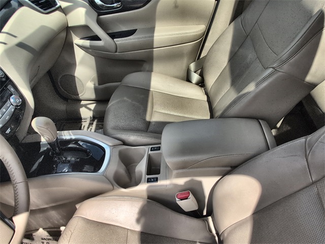 2014 Nissan Rogue SL photo 20