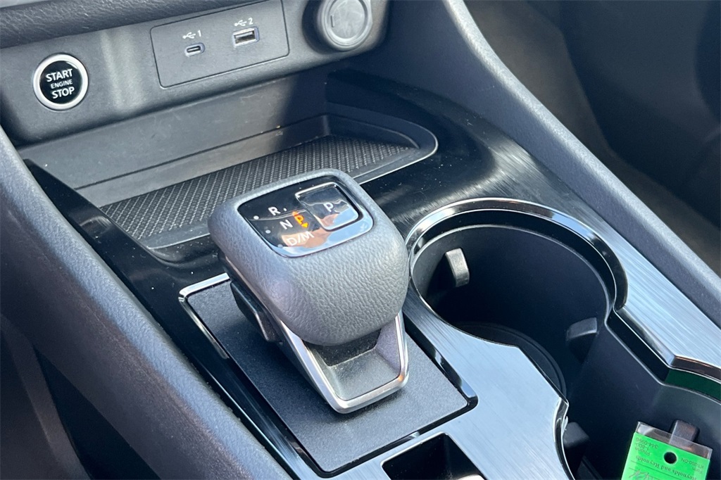 2023 Nissan Rogue SV photo 26